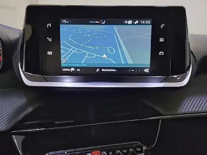 Photo 18 Peugeot 208  PureTech 100 S&S BVM6