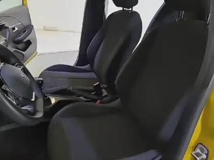 Photo 40 Peugeot 208  PureTech 100 S&S BVM6