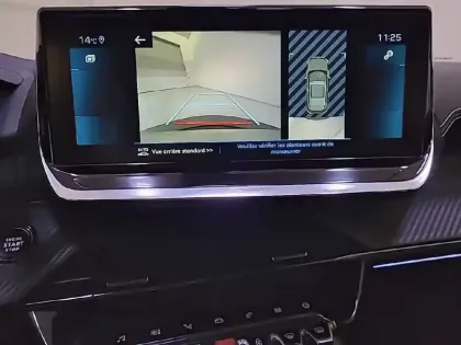 Photo 40 Peugeot 2008  PureTech 130 S&S BVM6