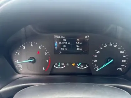 Photo 10 Ford Fiesta  1.0 EcoBoost Hybrid 125ch Titanium Business 5p