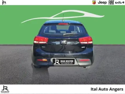 Photo 4 Kia Rio  1.0 T-GDI 100ch Urban Edition