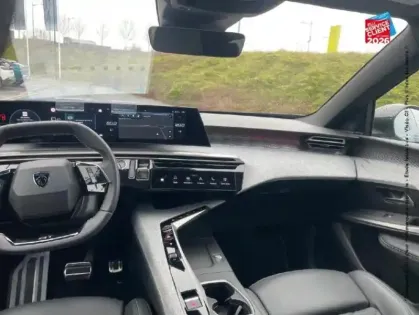 Photo 13 Peugeot 3008  Electrique 325ch Batterie 73 kWh 4x4 Dual Motor First Edition