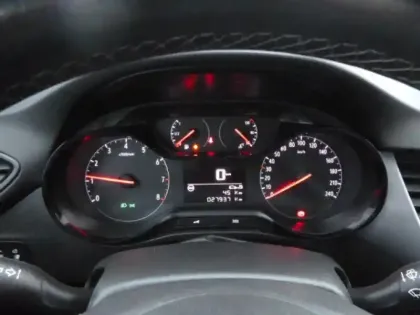 Photo 14 Opel Crossland  1.2 Turbo 110ch Edition