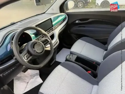 Photo 12 Fiat 500  e 118ch Icône