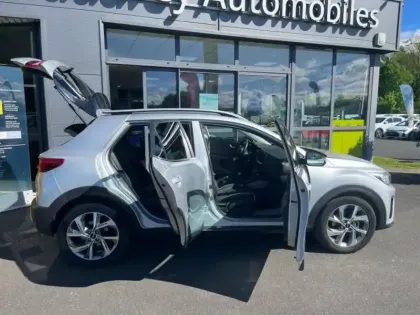 Photo 13 Kia Stonic  1.0 T-GDi 120ch MHEV GT Line iBVM6