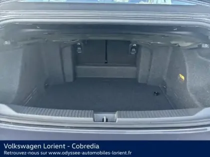 Photo 42 Volkswagen T-roc Gén. I Ph2 R-Line 2