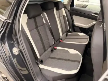 Photo 6 Volkswagen Taigo  1.0 TSI 110ch Style DSG7