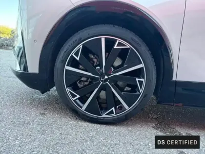 Photo 10 DS DS 8 N°8 Electrique 245ch Long Range Jules Verne