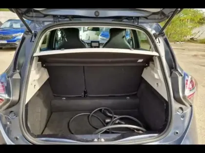 Photo 11 Renault Zoé Zoe Intens charge normale R135 4cv