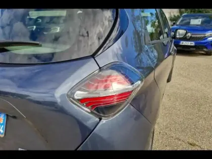 Photo 13 Renault Zoé Zoe Intens charge normale R135 4cv