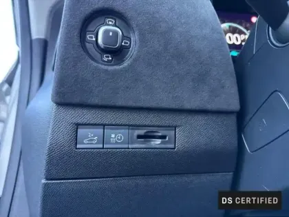 Photo 14 DS DS 4 N°4 E-TENSE 213ch Etoile