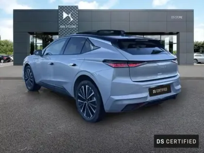 Photo 6 DS DS 4 N°4 E-TENSE 213ch Etoile