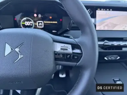 Photo 13 DS DS 4 N°4 E-TENSE 213ch Etoile