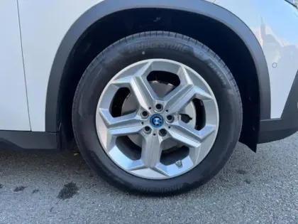 Photo 13 BMW X1  ieDrive20 204ch Business Design