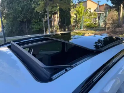 Photo 22 BMW X1  ieDrive20 204ch Business Design