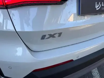 Photo 19 BMW X1  ieDrive20 204ch Business Design