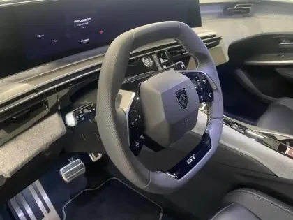 Photo 6 Peugeot 3008  1.2 Hybrid 145ch GT e-DCS6