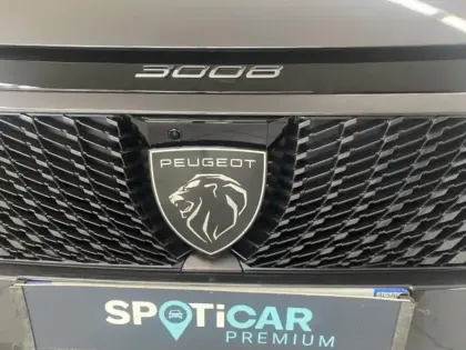 Photo 11 Peugeot 3008  1.2 Hybrid 145ch GT e-DCS6