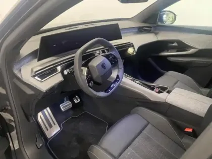 Photo 9 Peugeot 3008  1.2 Hybrid 145ch GT e-DCS6