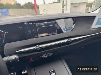 Photo 12 DS DS 4 N°4 E-TENSE 213ch Etoile