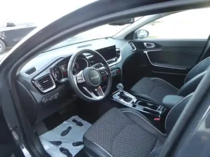 Photo 8 Kia Xceed  1.6 GDi 141ch PHEV Active DCT6