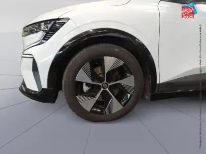 Photo 9 Renault Megane  E-Tech Electric EV60 220ch Equilibre super charge