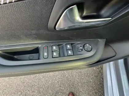 Photo 26 Peugeot 208  1.2 100ch S&S Allure