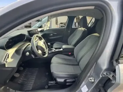 Photo 8 Peugeot 208  1.2 100ch S&S Allure