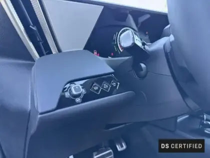 Photo 14 DS DS 8 N°8 Electrique 230ch Etoile