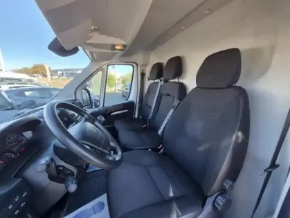 Photo 27 Peugeot Boxer II BlueHDi 140 S&amp;S ASPHALT 333 L2H2