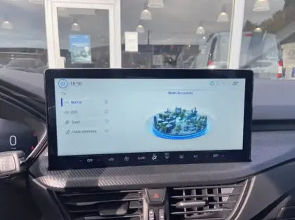 Photo 16 Ford Kuga 2.5 Duratec 180ch Hybrid FlexiFuel ST-Line X Powershift