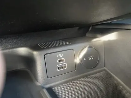 Photo 19 Ford Kuga 2.5 Duratec 180ch Hybrid FlexiFuel ST-Line X Powershift