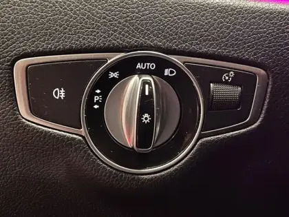 Photo 21 Mercedes Classe E Break 300 de AMG Line