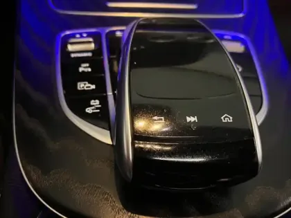 Photo 14 Mercedes Classe E Break 300 de AMG Line