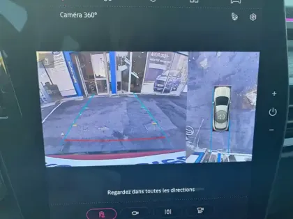 Photo 14 Renault Austral 1.2 E-Tech full hybrid 200ch Techno - 24