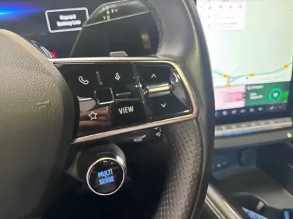 Photo 18 Renault Austral 1.2 E-Tech full hybrid 200ch Iconic- 24