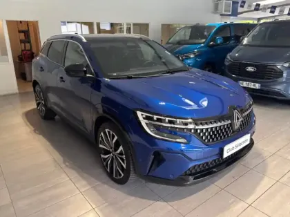 Photo 11 Renault Austral 1.2 E-Tech full hybrid 200ch Iconic- 24