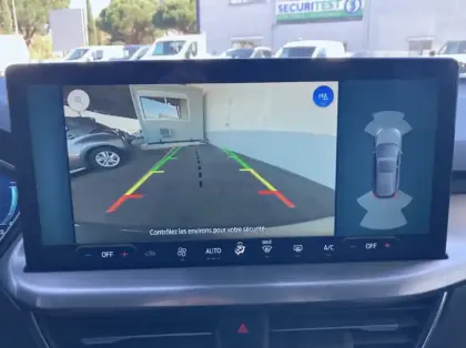 Photo 14 Ford Focus 1.0 EcoBoost mHEV 125ch Titanium X Business