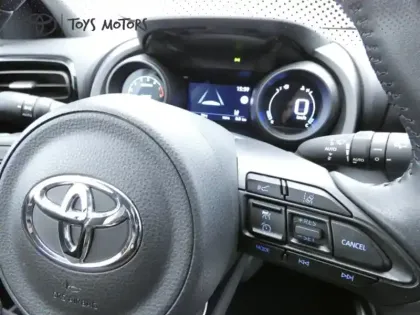 Photo 14 Toyota Yaris 120 VVT-i Design