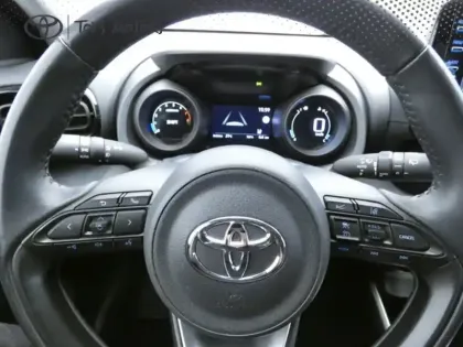 Photo 15 Toyota Yaris 120 VVT-i Design