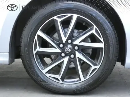 Photo 8 Toyota Yaris 120 VVT-i Design