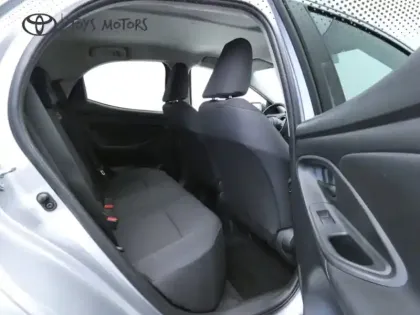 Photo 20 Toyota Yaris 120 VVT-i Design