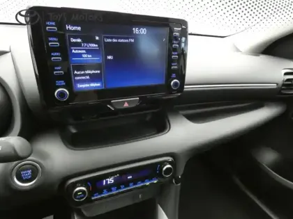 Photo 17 Toyota Yaris 120 VVT-i Design