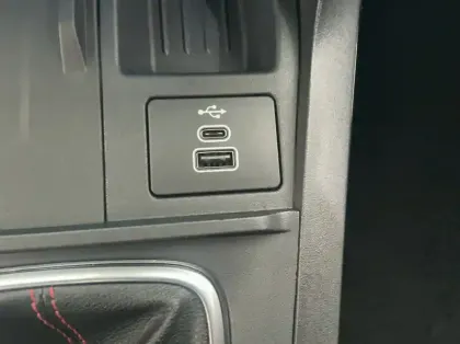 Photo 19 Ford Puma 1.0 EcoBoost Hybrid 125ch ST-Line S&amp;S