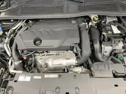 Photo 6 Peugeot 408  PHEV 225 e-EAT8 GT