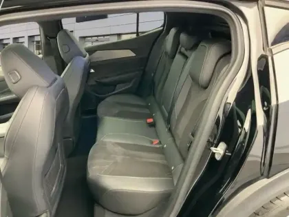 Photo 22 Peugeot 408  PHEV 225 e-EAT8 GT