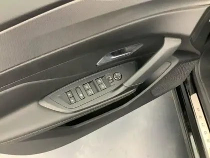 Photo 19 Peugeot 408  PHEV 225 e-EAT8 GT