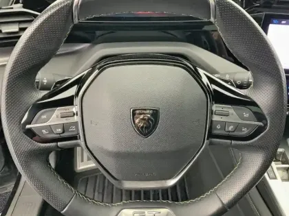 Photo 18 Peugeot 408  PHEV 225 e-EAT8 GT