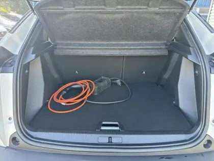 Photo 7 Peugeot 2008  Electrique 136 ch Roadtrip