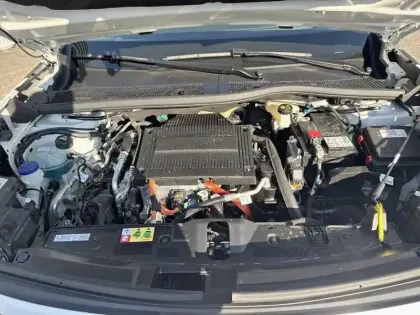 Photo 6 Peugeot 2008  Electrique 136 ch Roadtrip